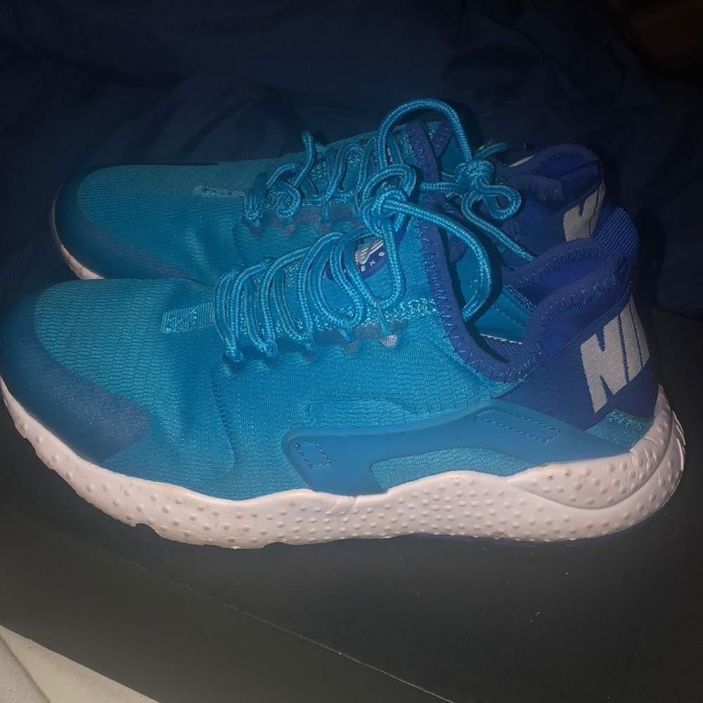 Blue Nike Huarache Run